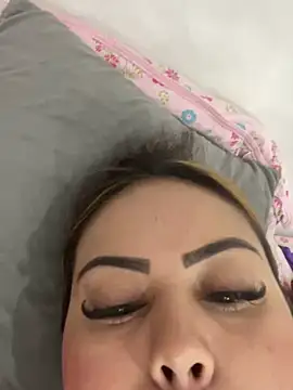 lariic online show from January 24, 2025, 1:03 pm