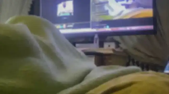 emylolo9 online show from December 8, 2024, 3:43 am