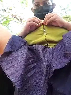 Snapshot of kumaricapalsex2 chatting on February 23, 2025, 3:13 am kumaricapalsex2 online show from February 23, 2025, 3:13 am