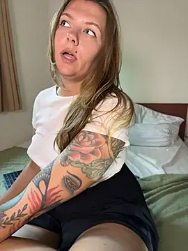  private person  online show from May 5, 2026, 10:12 am