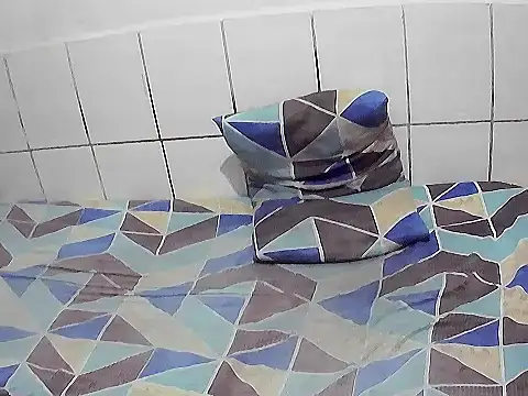 pierdona online show from November 5, 2025, 8:09 pm