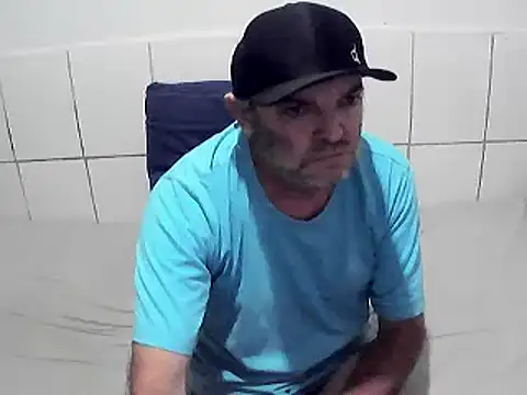 Snapshot of pierdona chatting on July 18, 2026, 7:39 pm pierdona online show from July 18, 2026, 7:39 pm