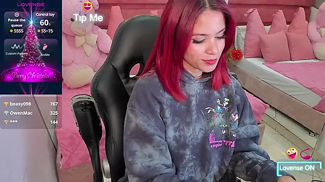 Snapshot of anna__duff chatting on December 24, 2024, 4:19 pm anna duff online show from December 24, 2024, 4:19 pm