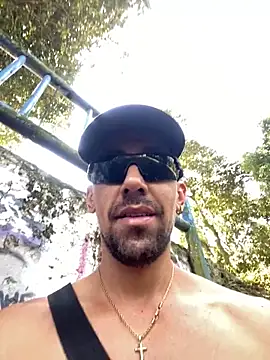 Snapshot of dantedesirexx chatting on January 13, 2025, 3:36 pm dantedesirexx online show from January 13, 2025, 3:36 pm