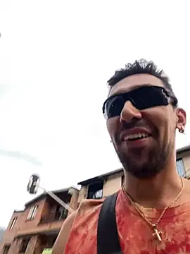 Snapshot of dantedesirexx chatting on January 28, 2025, 10:45 pm dantedesirexx online show from January 28, 2025, 10:45 pm