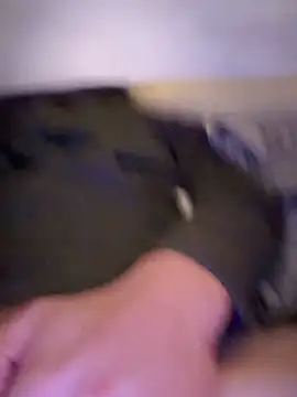 devinshd online show from November 2, 2025, 1:24 pm