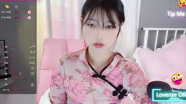 Snapshot of -Jolene-688- chatting on December 26, 2024, 9:26 pm -Jolene-688- online show from December 26, 2024, 9:26 pm