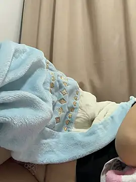 yuanduo-baby online show from April 15, 2026, 7:58 pm