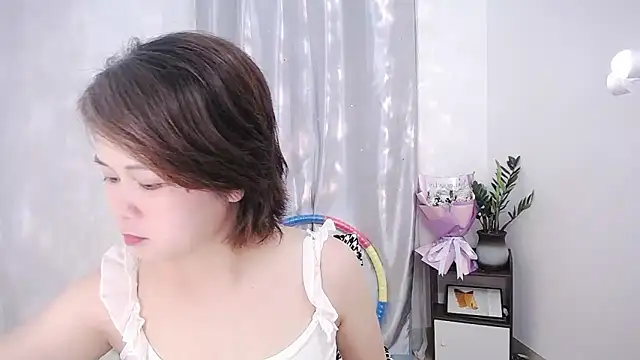 Fan ting online show from March 12, 2025, 2:09 am