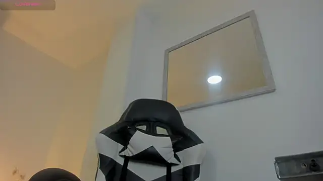 evelin leroy online show from November 28, 2025, 12:08 pm