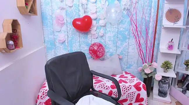 Snapshot of Diana_serna chatting on February 14, 2025, 2:54 pm Diana serna online show from February 14, 2025, 2:54 pm