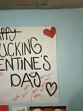 Snapshot of Elvishcassie_ chatting on February 23, 2025, 7:28 pm Elvishcassie online show from February 23, 2025, 7:28 pm