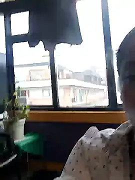 Elvishcassie  online show from May 14, 2026, 6:26 pm