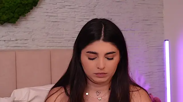 Snapshot of RachelSwaan chatting on December 8, 2024, 9:46 am RachelSwaan online show from December 8, 2024, 9:46 am