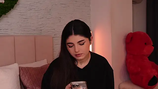 Snapshot of RachelSwaan chatting on December 21, 2024, 10:39 am RachelSwaan online show from December 21, 2024, 10:39 am