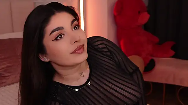 Snapshot of RachelSwaan chatting on January 13, 2025, 5:01 am RachelSwaan online show from January 13, 2025, 5:01 am