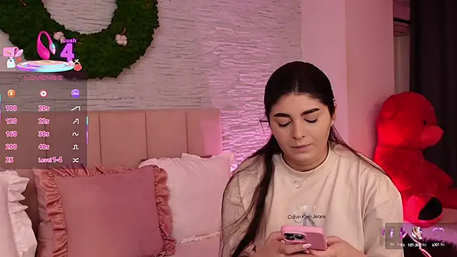 Snapshot of RachelSwaan chatting on March 19, 2025, 5:19 am RachelSwaan online show from March 19, 2025, 5:19 am