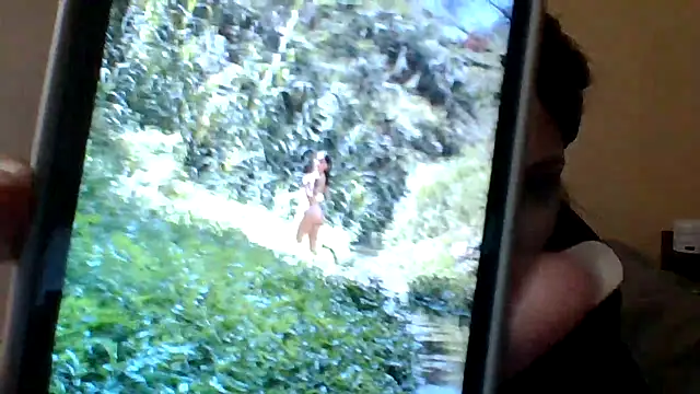 Snapshot of felinebitxx chatting on February 28, 2025, 3:37 am felinebitxx online show from February 28, 2025, 3:37 am