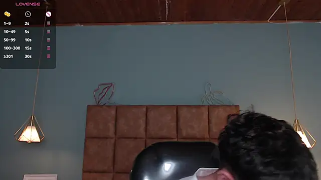 AlejooTwink online show from December 28, 2024, 9:51 pm