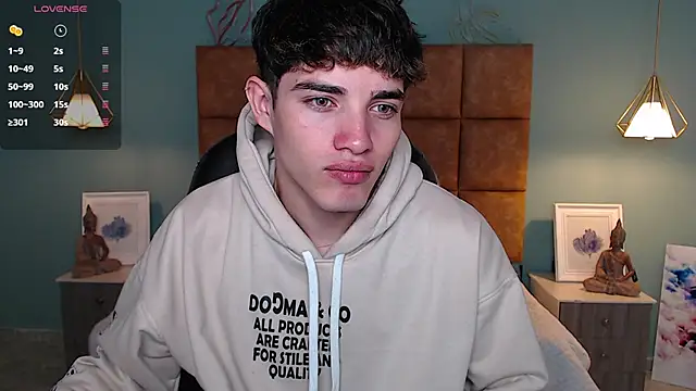 AlejooTwink online show from January 3, 2025, 6:14 pm