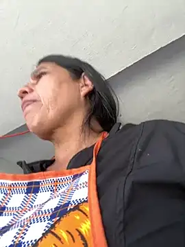Snapshot of siri_duque chatting on May 5, 2026, 4:37 pm siri duque online show from May 5, 2026, 4:37 pm