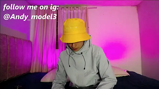 Yellowpokemon23 online show from July 14, 2026, 1:19 am