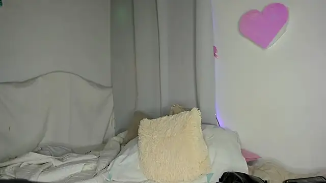 Leo bunny hot online show from March 17, 2026, 7:01 am