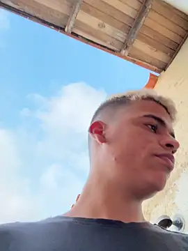 Leo bunny hot online show from April 1, 2026, 10:29 pm