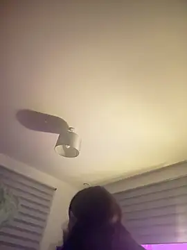 Snapshot of Mia_MilesXXX chatting on March 5, 2025, 2:03 am Mia MilesXXX online show from March 5, 2025, 2:03 am