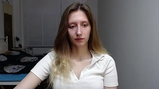 LUNA delight online show from October 8, 2025, 5:27 am