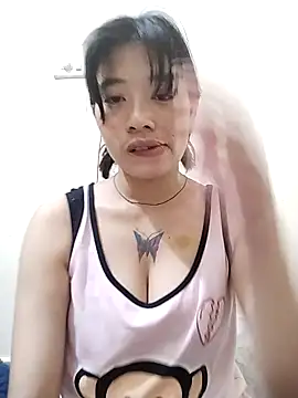 Snapshot of Cool__girl chatting on February 2, 2025, 7:04 pm Cool girl online show from February 2, 2025, 7:04 pm