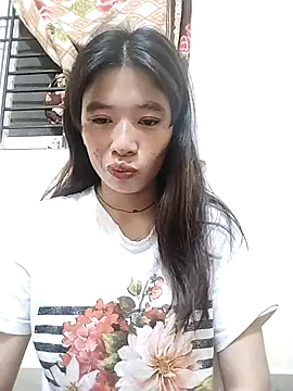 Snapshot of Cool__girl chatting on March 13, 2025, 6:12 pm Cool girl online show from March 13, 2025, 6:12 pm