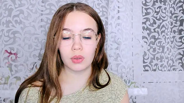 Snapshot of Sara_Kox chatting on January 4, 2025, 12:59 am Sara Kox online show from January 4, 2025, 12:59 am