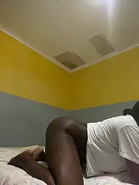 Snapshot of thickerthanpeanutbutter chatting on February 24, 2025, 8:47 pm thickerthanpeanutbutter online show from February 24, 2025, 8:47 pm