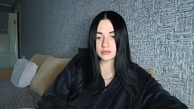 Liana diva online show from April 18, 2026, 2:21 pm