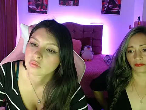 Melanyy 100 online show from March 12, 2025, 11:44 pm