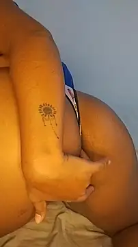 momopretinha online show from January 6, 2026, 10:23 pm