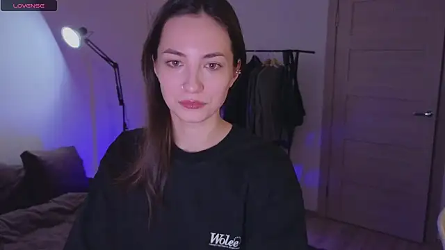 Snapshot of Space_X_Roxy_ chatting on December 9, 2024, 3:44 pm Space X Roxy  online show from December 9, 2024, 3:44 pm