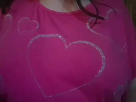 AalinnaK online show from December 22, 2025, 7:55 pm