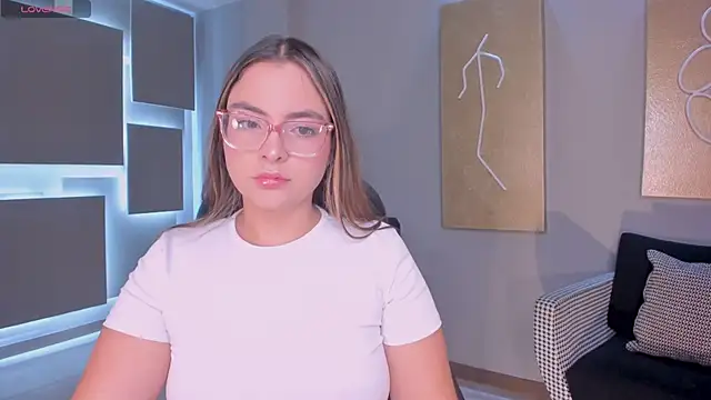 AllisonRogersX online show from April 14, 2026, 3:45 am