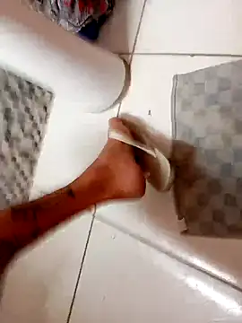 Snapshot of noar_nopaul chatting on March 4, 2025, 1:06 pm noar nopaul online show from March 4, 2025, 1:06 pm