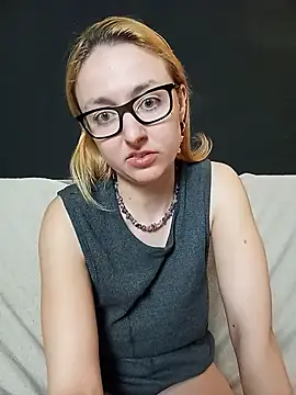 Snapshot of Sexy-Milf-Big chatting on December 3, 2024, 10:18 pm Sexy-Milf-Big online show from December 3, 2024, 10:18 pm