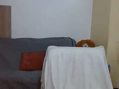  melisaa  online show from April 22, 2026, 7:59 pm