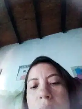 lisseth online show from December 29, 2024, 2:42 pm