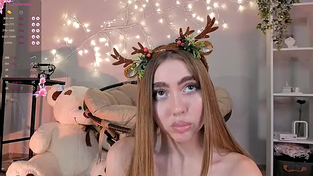 Snapshot of Lili_Roze_ chatting on December 27, 2024, 12:39 am Lili Roze online show from December 27, 2024, 12:39 am