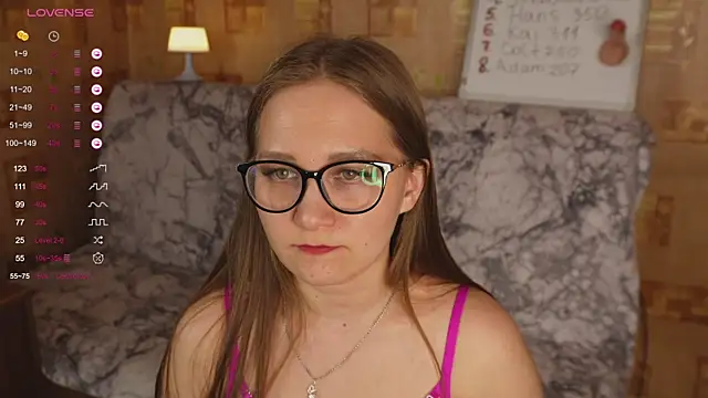 Miatiny online show from January 19, 2025, 6:21 pm