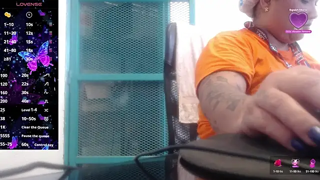 Snapshot of Gabycutee chatting on October 9, 2025, 8:40 pm Gabycutee online show from October 9, 2025, 8:40 pm