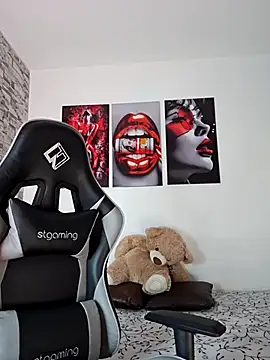 Antonella2 m online show from September 11, 2025, 1:11 pm