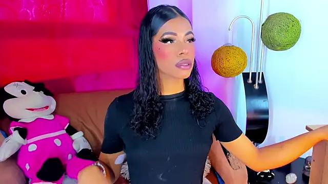 Snapshot of bloom444 chatting on September 21, 2025, 9:27 pm bloom444 online show from September 21, 2025, 9:27 pm