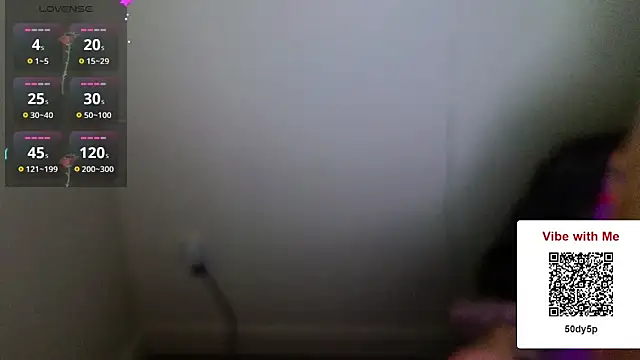 Snapshot of foxy_ana13 chatting on February 6, 2025, 2:11 am foxy ana13 online show from February 6, 2025, 2:11 am